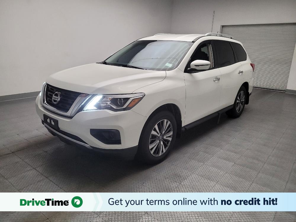 White 2017 Nissan Pathfinder SUV / Crossover Front-Wheel Drive Continuously Variable Transmission