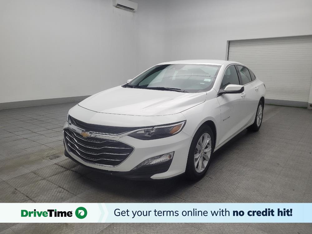 White 2025 Chevrolet Malibu Sedan Front-Wheel Drive Continuously Variable Transmission