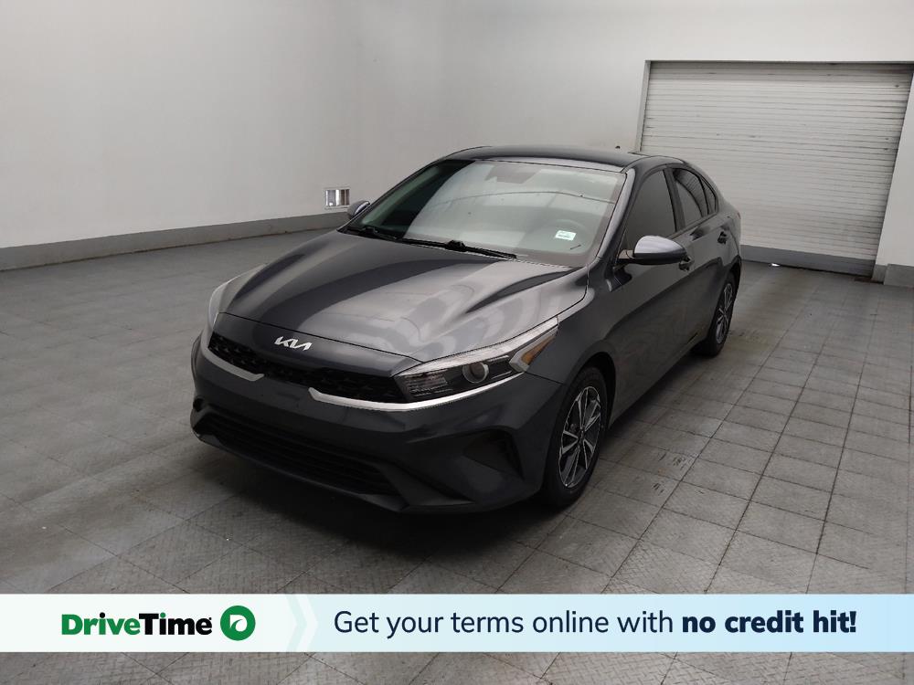 Gravity Gray 2024 Kia Forte Sedan Front-Wheel Drive Continuously Variable Transmission
