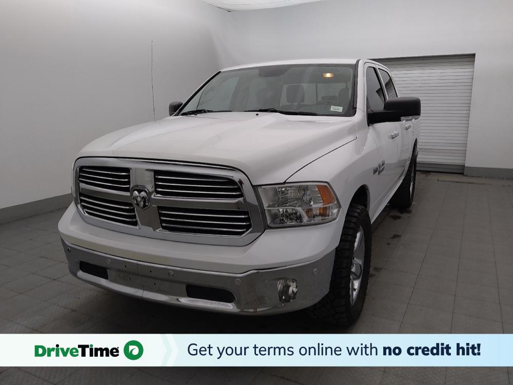 White 2017 RAM 1500 Pickup Truck Four-Wheel Drive 8-Speed Automatic