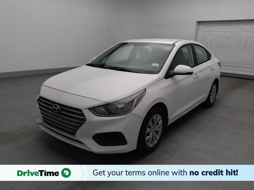 White 2019 Hyundai Accent Sedan Front-Wheel Drive 6-Speed Automatic