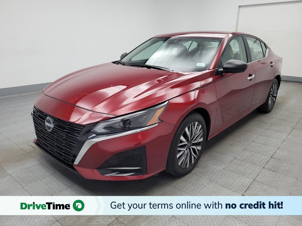Red 2025 Nissan Altima Sedan Front-Wheel Drive Continuously Variable Transmission