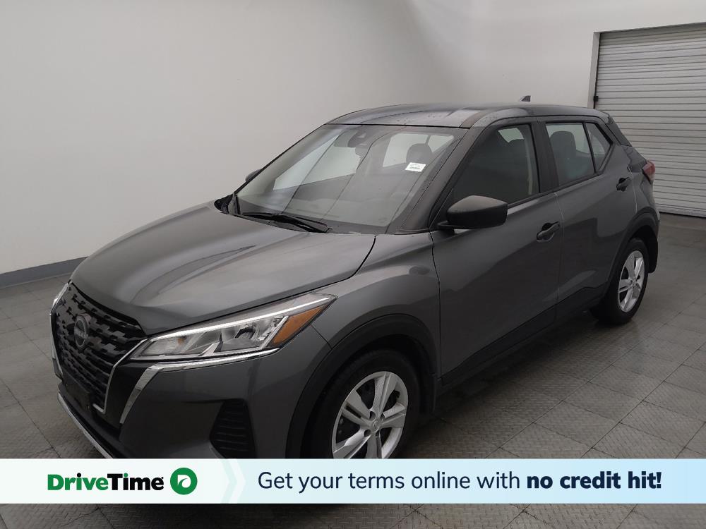 Gray 2024 Nissan Kicks S FWD SUV / Crossover Front-Wheel Drive Continuously Variable Transmission