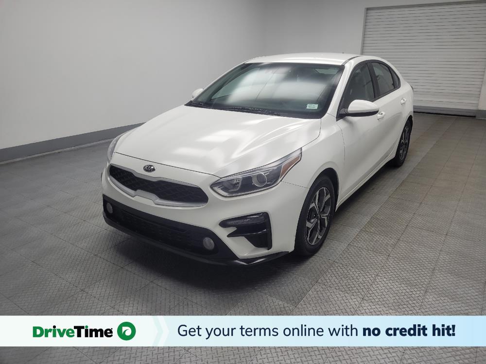 White 2020 Kia Forte Sedan Front-Wheel Drive Continuously Variable Transmission